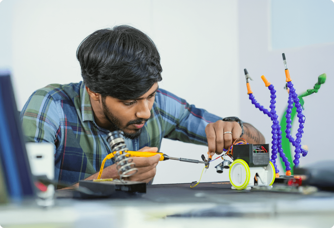 Frame 2085664942-min.png