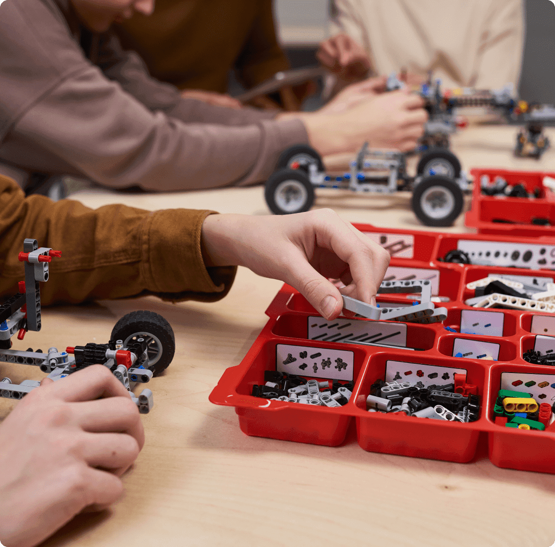 Frame 2085664819-min.png